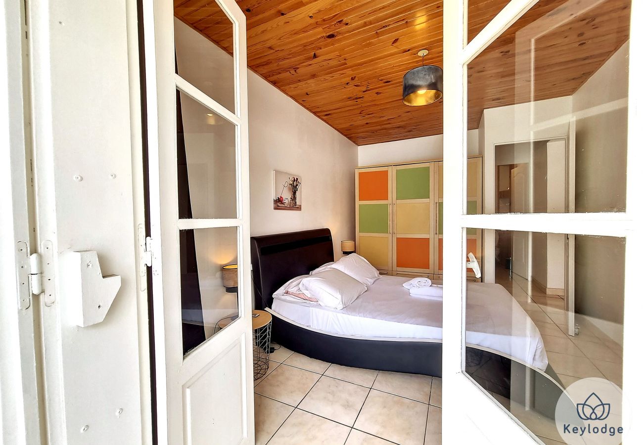 Apartment in Saint-Denis - T3 – Paul et Aliette – 70 m² – Close to St-Denis centre