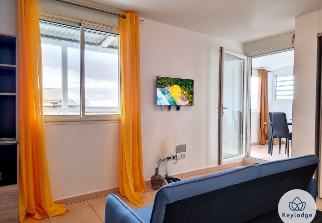 Apartment in Saint Denis - T2 – Louise - 50 m² - Close to Saint-Denis centre
