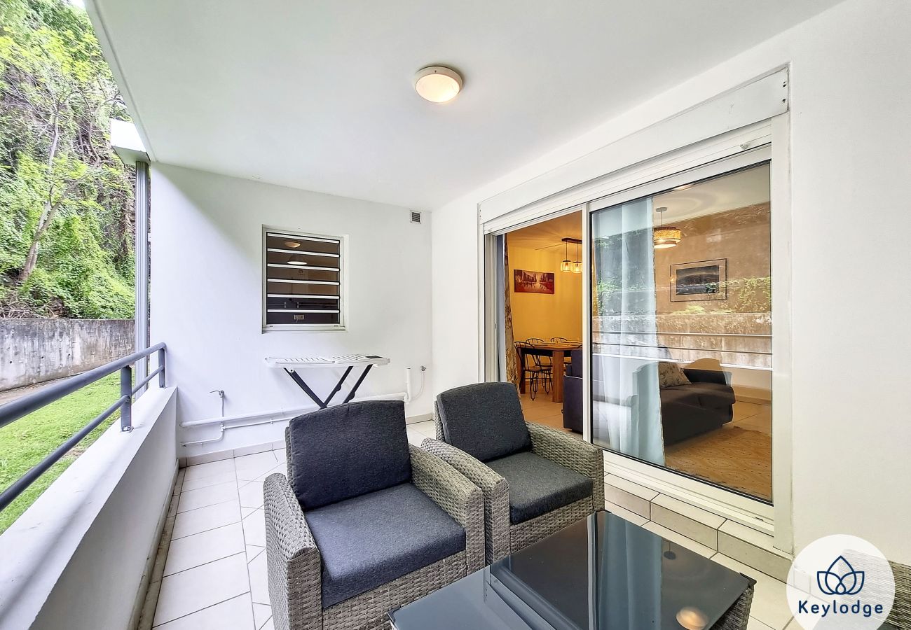 Apartment in Saint-Denis - P’tit Nid – T2 near the CHU and the center of St-Denis