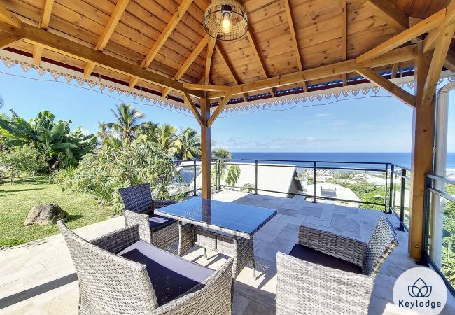 House in Saint Pierre - Gïte Réunion Paradis***, with swimming pool and sea view - St-Pierre