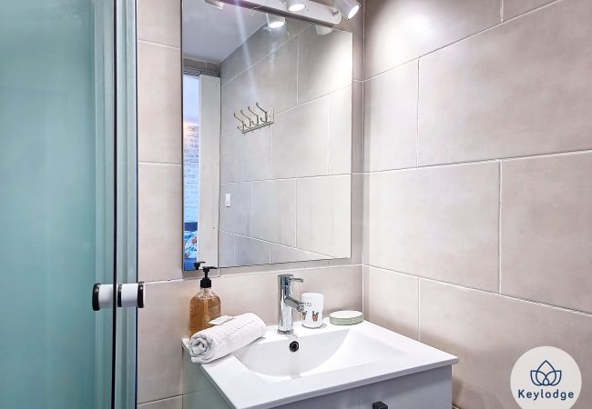 Apartment in ENTRE-DEUX - Corossol – T2 duplex with swimming pool – Entre-Deux