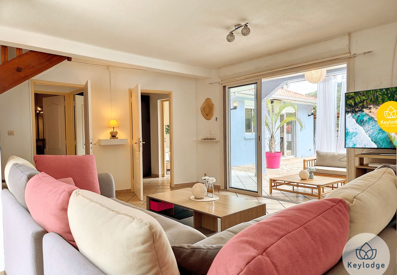 Maison à ENTRE-DEUX - Villa Bras Long- 150 m² – avec piscine – Entre-Deux