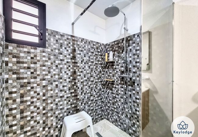Maison à LE TAMPON - Villa Marie France – 60 m² - avec sauna et jacuzzi à la Plaine des cafres